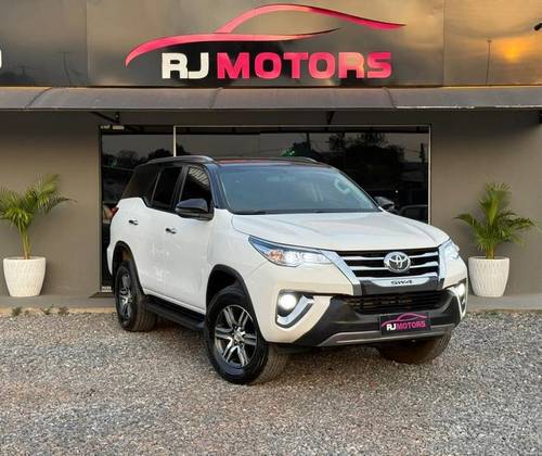 TOYOTA HILUX SW4 2.7 SRV 7 LUGARES 4X2 16V FLEX 4P AUTOMÁTICO